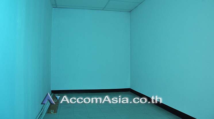 4  Office Space For Rent in Silom ,Bangkok BTS Saint Louis - BTS Surasak at S&B TOWER AA10477